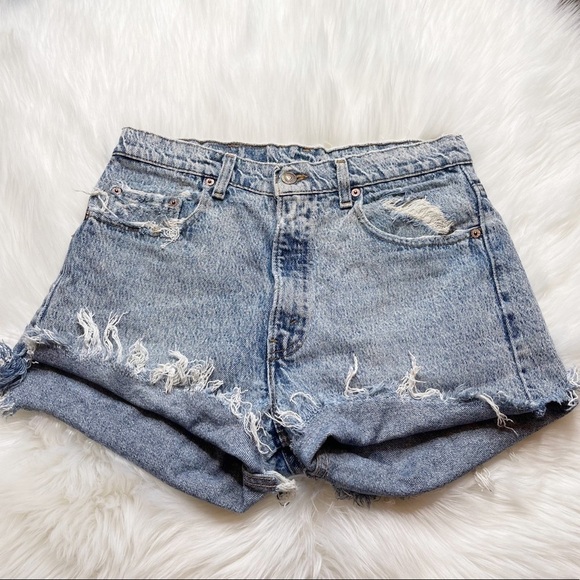 Levi’s Jean Shorts Vintage Distressed - Picture 1 of 6